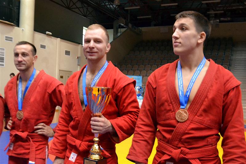 Сборная Росгвардии вошла в тройку лидеров на всероссийских соревнованиях по самбо 