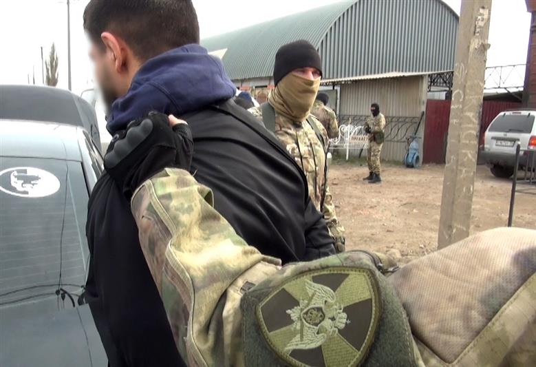 При содействии Росгвардии задержаны подозреваемые в похищении человека в Астрахани