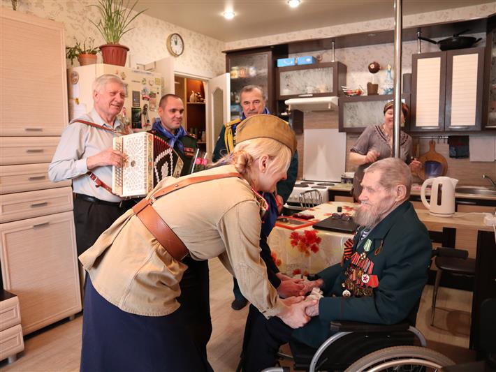 В Томске продолжается акция Росгвардии «Синий платочек»