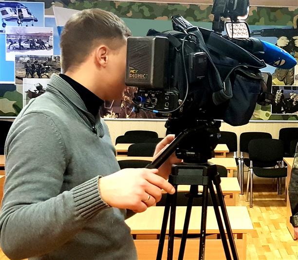 Съёмочная группа телеканала «Астрахань-24» побывала в авиационном отряде специального назначения Росгвардии