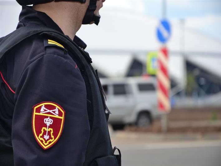 В Красноярске сотрудники Росгвардии задержали подозреваемого в преступлении, находившегося в федеральном розыске
