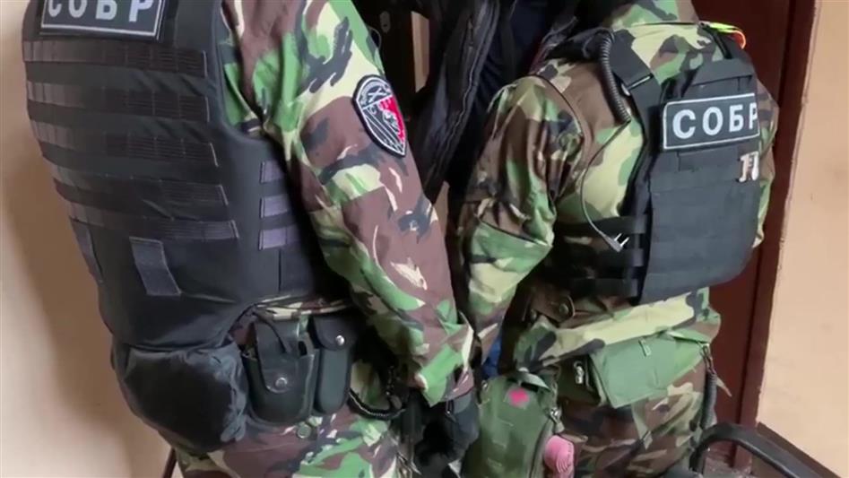 В Санкт-Петербурге сотрудники СОБР оказали содействие полиции в пресечении деятельности группы карманников, совершавших кражи у иностранцев