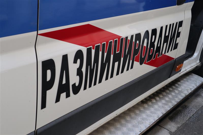 Взрывотехники ОМОН обследовали снаряд времён Великой Отечественной войны, обнаруженный в Санкт-Петербурге