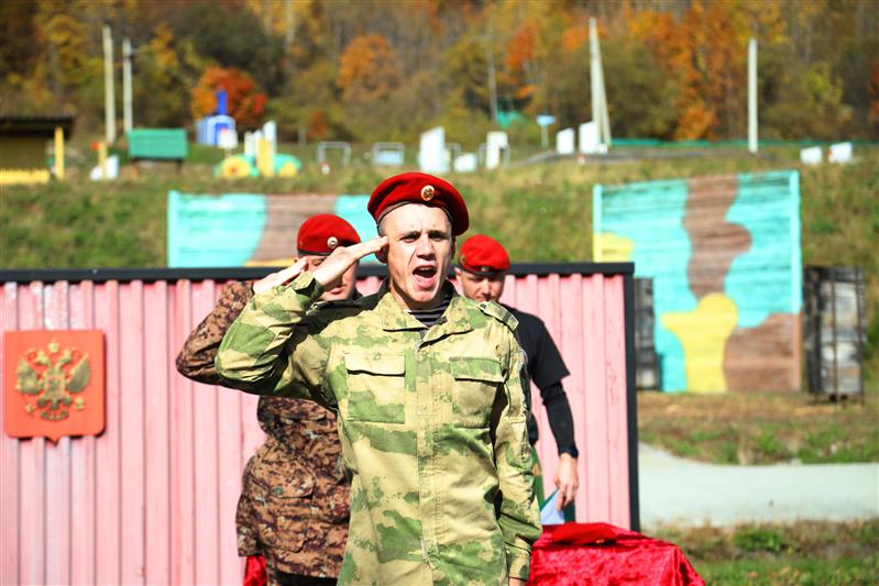 В Хабаровске завершились квалификационные испытания на право ношения крапового берета