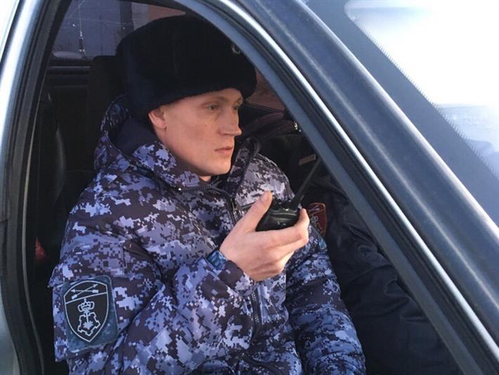 В Омске сотрудники Росгвардии пресекли факт управления автомобилем в состоянии опьянения