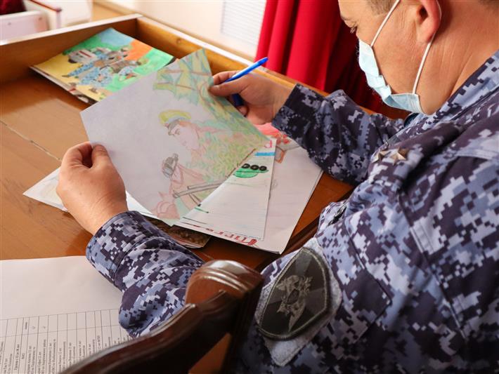 На Ставрополье подведены итоги конкурса детских рисунков ко Дню образования вневедомственной охраны Росгвардии