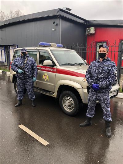 В Подмосковье росгвардейцы задержали подозреваемого в разбойном нападении