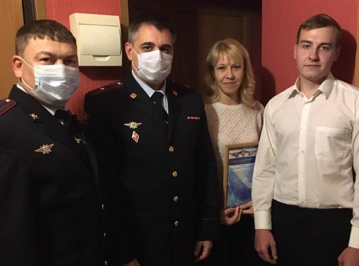 В Ульяновской области руководители отделов вневедомственной охраны выразили благодарность семьям новоиспеченных сотрудников 