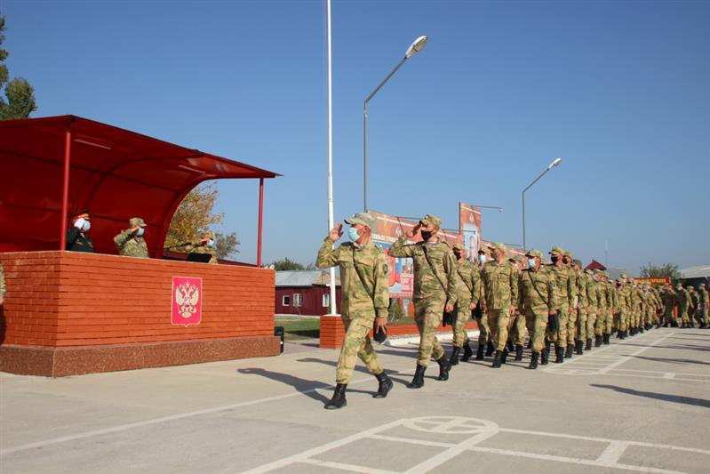 Командующий ОГВ(с) поздравил военнослужащих отдельного батальона обеспечения Росгвардии с днем образования воинской части