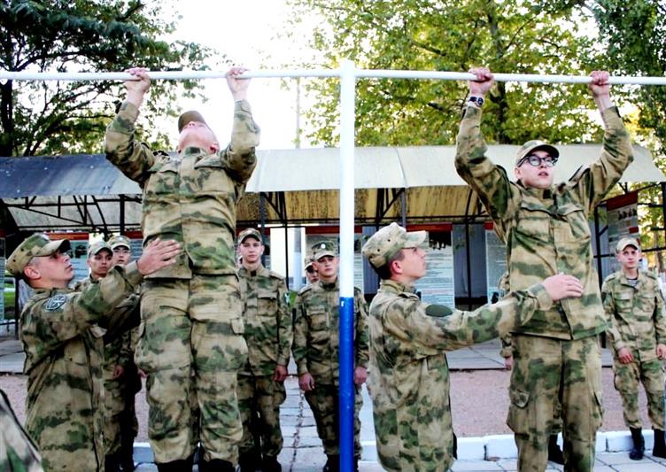 Военнослужащие севастопольского полка Росгвардии сдали квалификационные испытания