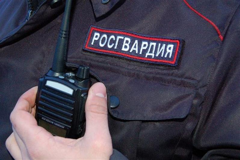 Росгвардейцы помогли заблудившейся 73-летней жительнице Омска вернуться домой
