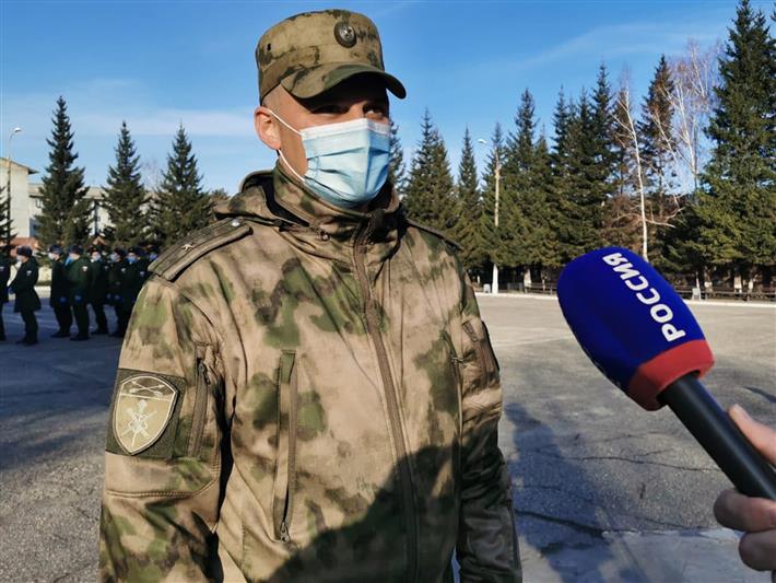 Первые новобранцы осеннего призыва из Иркутской области отправились на службу в воинские части Росгвардии (видео)