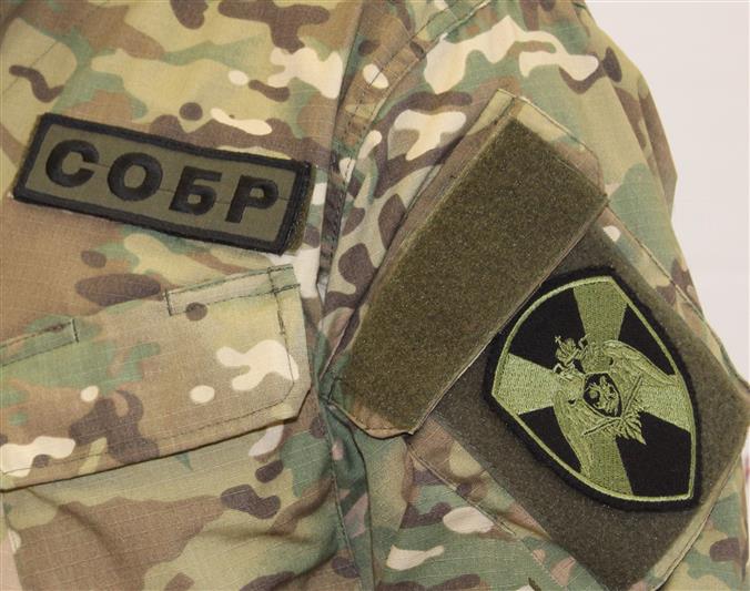 При участии липецкого СОБР Росгвардии задержаны подозреваемые в получении взятки
