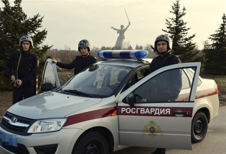 Волгоградские телезрители узнали о специфике службы сотрудников  вневедомственной охраны Росгвардии (видео)