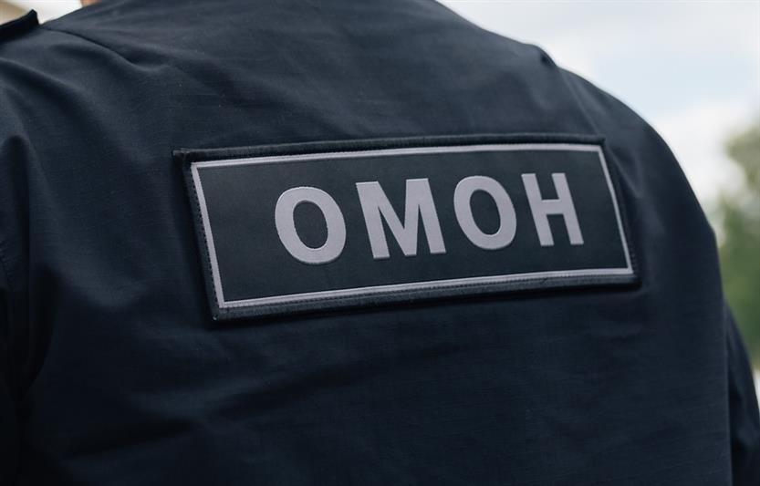 При содействии ОМОН Росгвардии в Челябинской области проведены проверки соблюдения норм миграционного законодательства