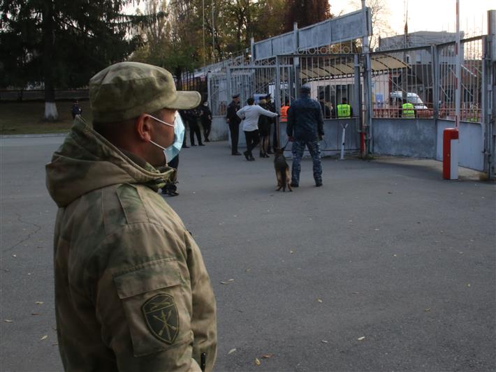 Во Владикавказе росгвардейцы обеспечили правопорядок во время проведения футбольного матча
