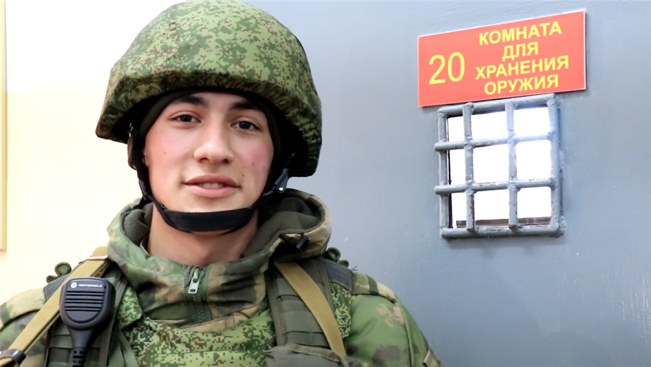 Военнослужащие по призыву Уральского округа поздравили сослуживцев с Днём призывника