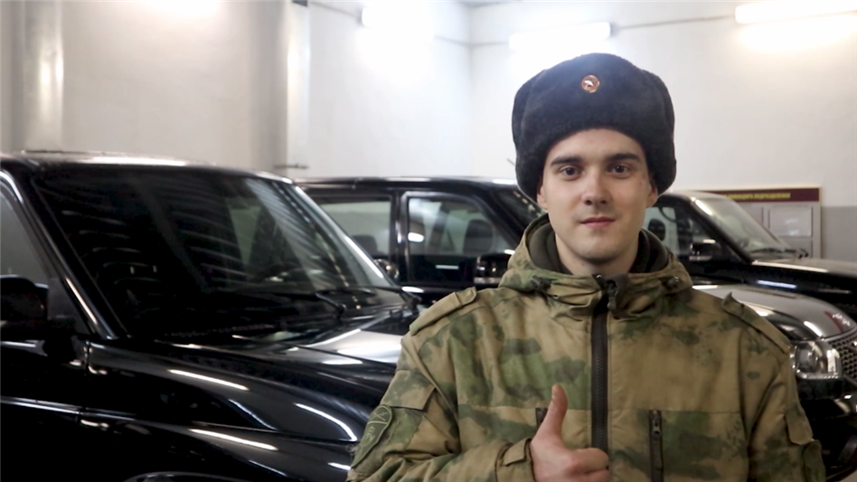 Военнослужащие по призыву Уральского округа поздравили сослуживцев с Днём призывника