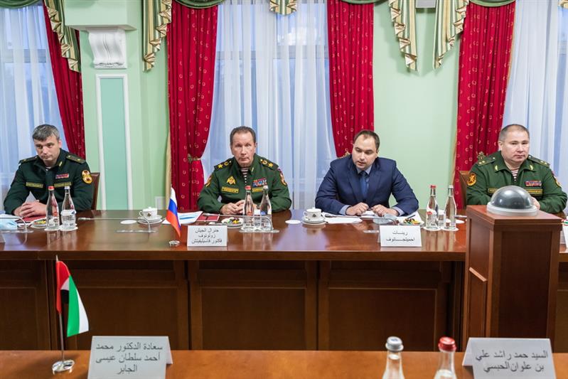 Директор Росгвардии генерал армии Виктор Золотов провел переговоры с Чрезвычайным и полномочным послом ОАЭ