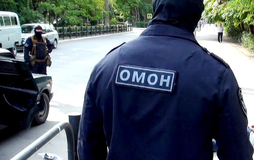 При содействии астраханского ОМОН Росгвардии задержаны подозреваемые в хищениях имущества из транспорта