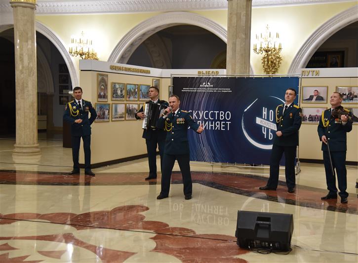Творческие коллективы Росгвардии приняли участие в акции «Ночь искусств» в Грозном