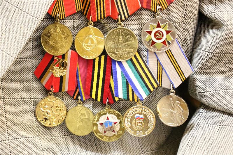 В Кабардино-Балкарии росгвардейцы навестили ветерана Великой Отечественной войны