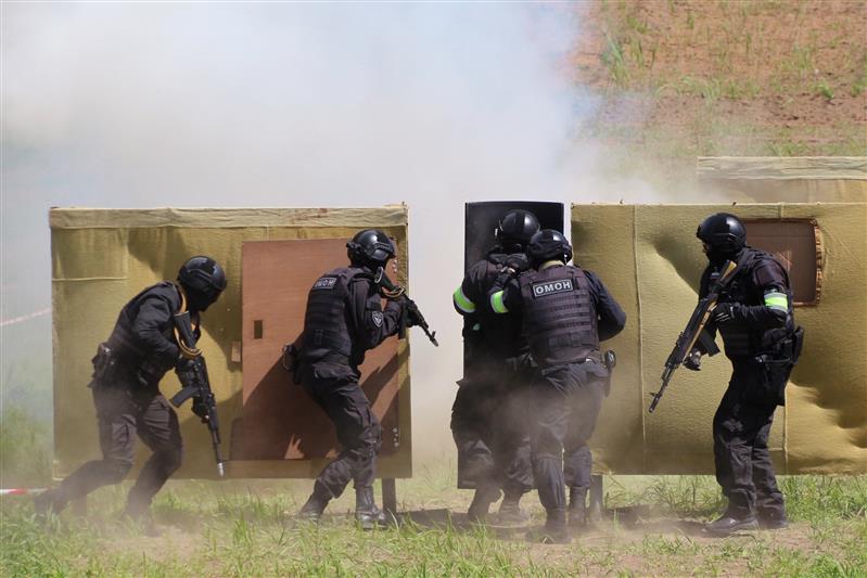 Таганрогский ОМОН отметил 27-летие