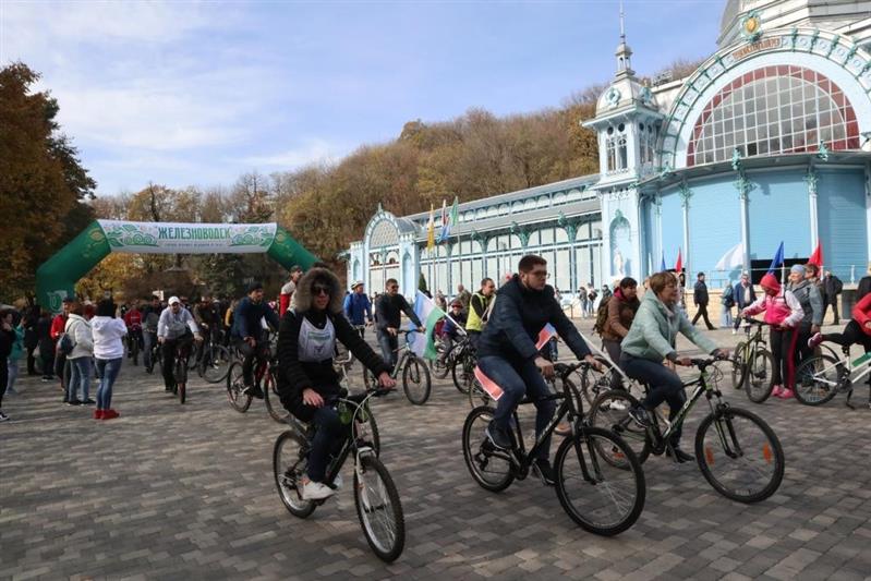 Росгвардейцы стали участниками праздничного велопробега в Железноводске