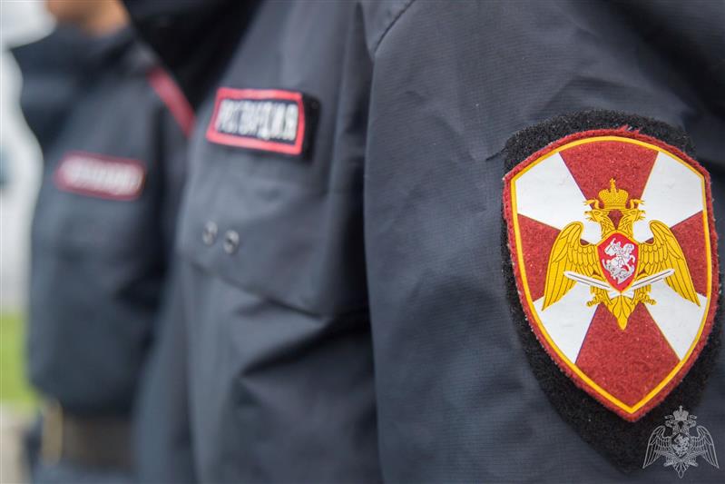 Росгвардейцы задержали жителя Вологодчины, севшего за руль в нетрезвом состоянии и ставшего виновником ДТП