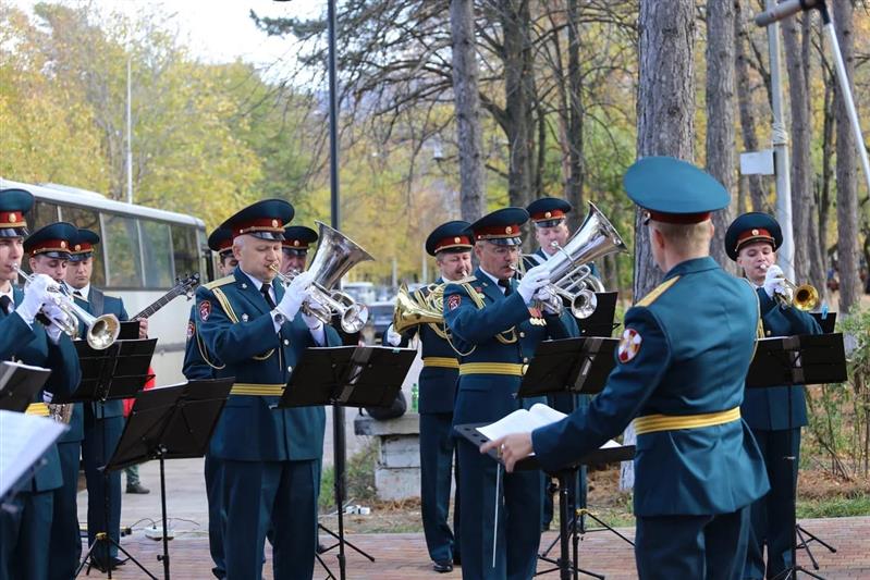 В Лермонтове оркестр  Росгвардии принял участие в акции "Капсула Памяти"