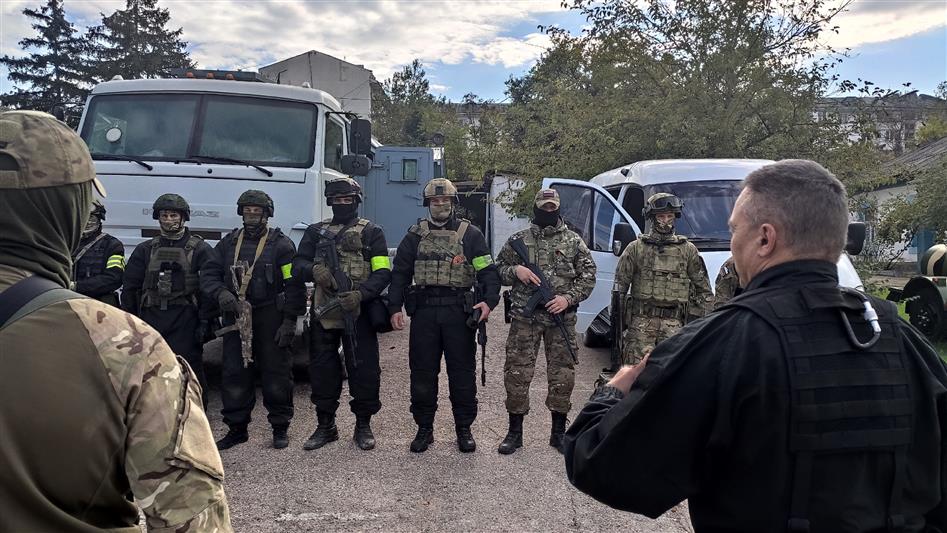 Севастопольские тележурналисты познакомились с аспектами профессиональной подготовки бойцов СОБР (видео)