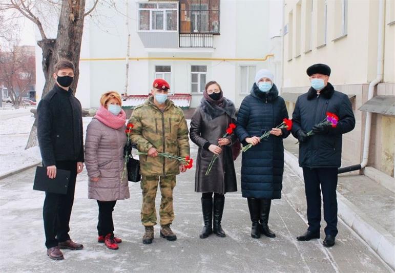 Военнослужащие отряда спецназа «Оберег» Росгвардии почтили память Героя России сержанта Евгения Эпова