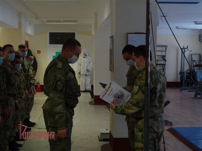 В Железногорске в воинской части Росгвардии прошли мероприятия, посвященные памяти сержанта Рамиля Аллагужина