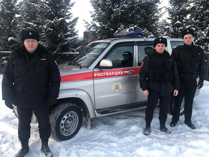 Росгвардейцы задержали подозреваемого в грабеже охраняемом объекте в Кемерове