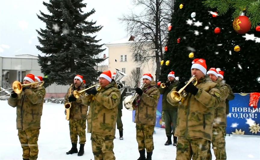 Музыканты Уральского округа Росгвардии подготовили новогодний подарок для сослуживцев (видео)