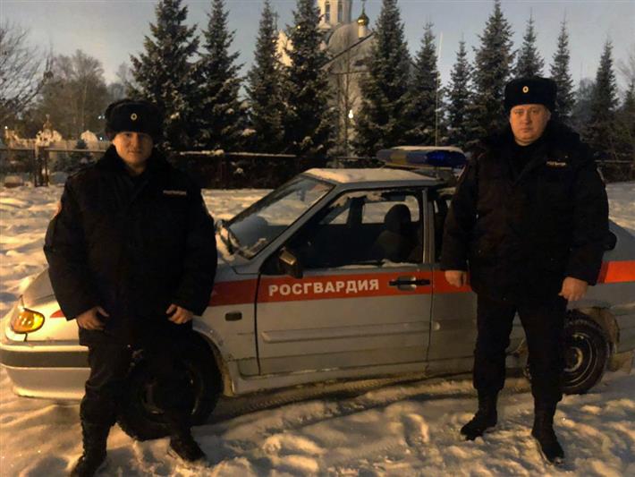 Сотрудники отдела вневедомственной охраны Росгвардии по городу Кемерово задержали похитителей платежного терминала 