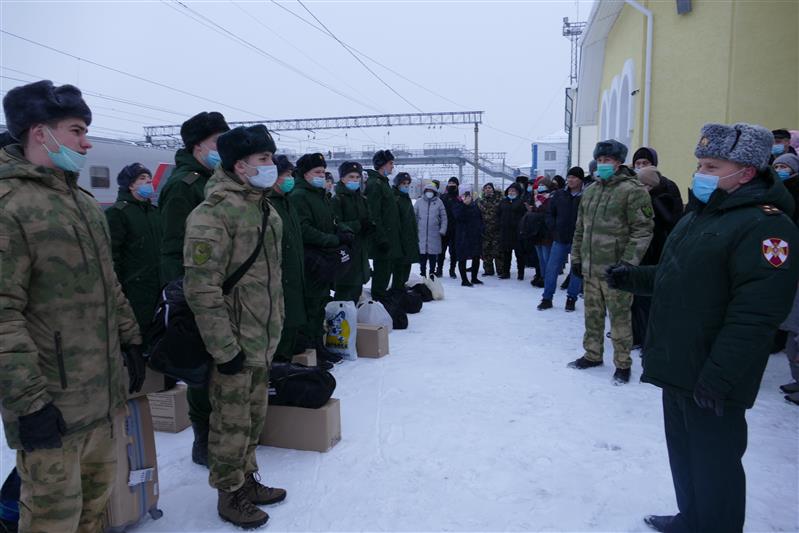 Призывники из Томской области отправились на службу в Росгвардию