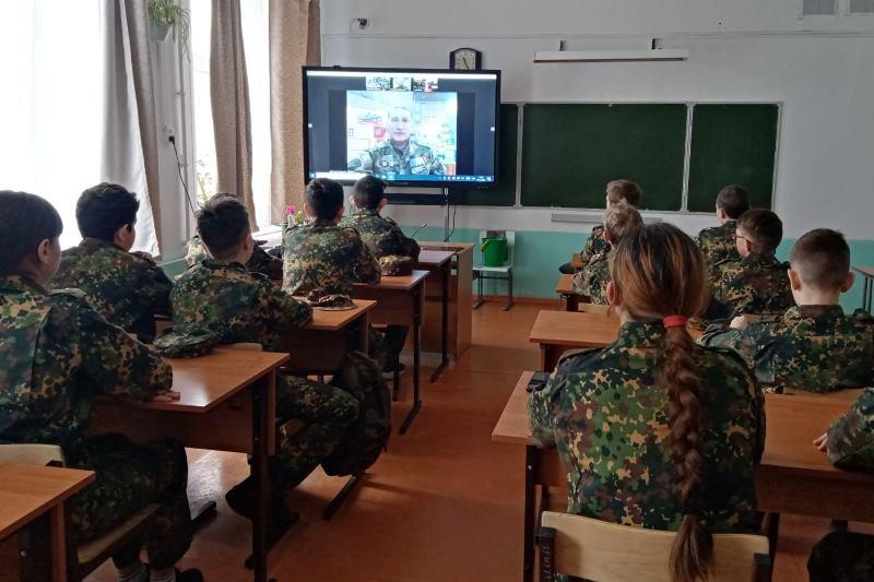 В Восточном округе Росгвардии состоялись памятные мероприятия, посвященные Дню Героев Отечества 