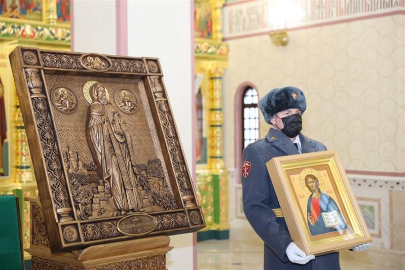 Генерал армии Виктор Золотов принял участие в открытии храмового комплекса в грозненском соединении Росгвардии
