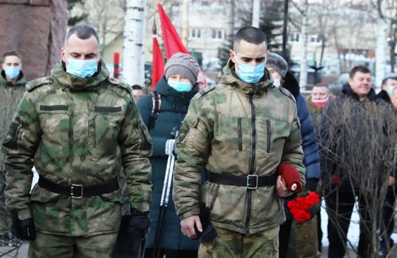 Военнослужащие отряда спецназа «Ратник» Росгвардии почтили память погибших в ходе первой чеченской кампании