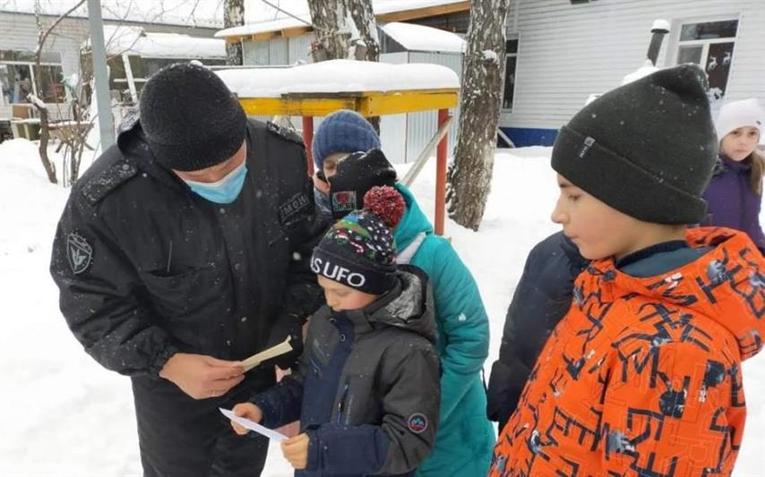 «Спецоперация «Новый год». В Тюмени для кадетов Росгвардии устроили сказочный квест (видео)
