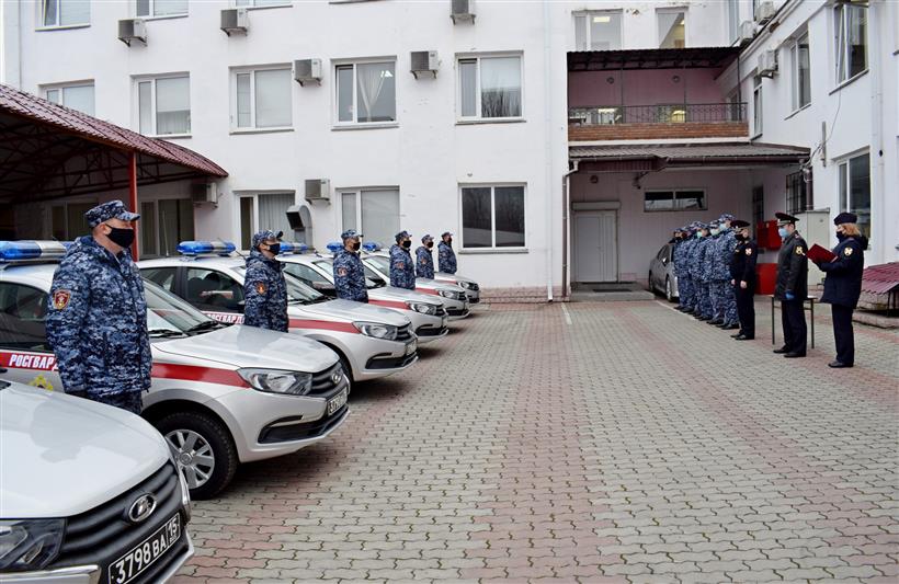 Новые патрульные автомобили получили сотрудники Росгвардии в  Крыму 