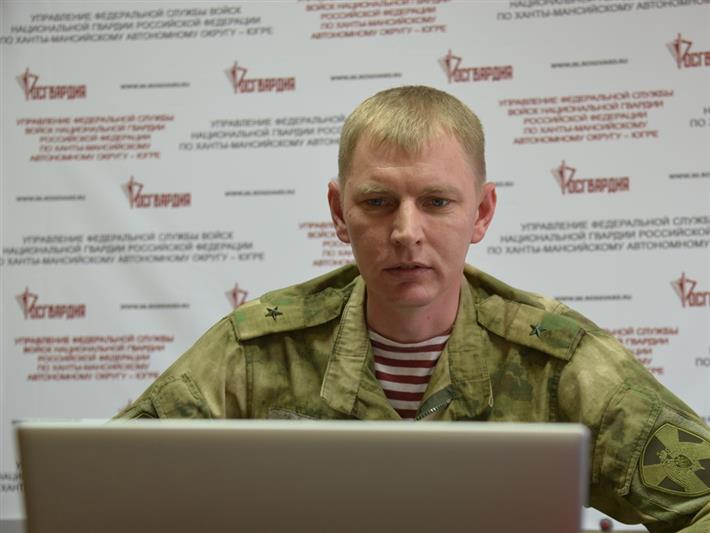 В Югре офицер Росгвардии провел онлайн-урок для одаренных детей из регионального Центра искусств