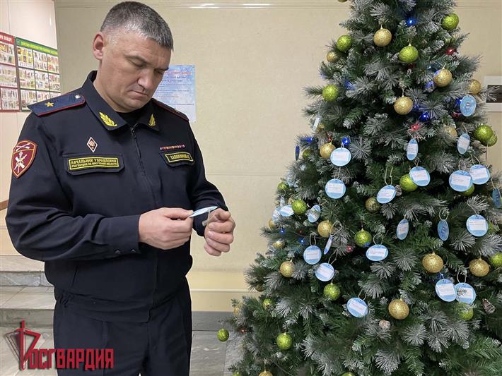 Начальник Управления Росгвардии по Иркутской области принял участие в благотворительной новогодней акции