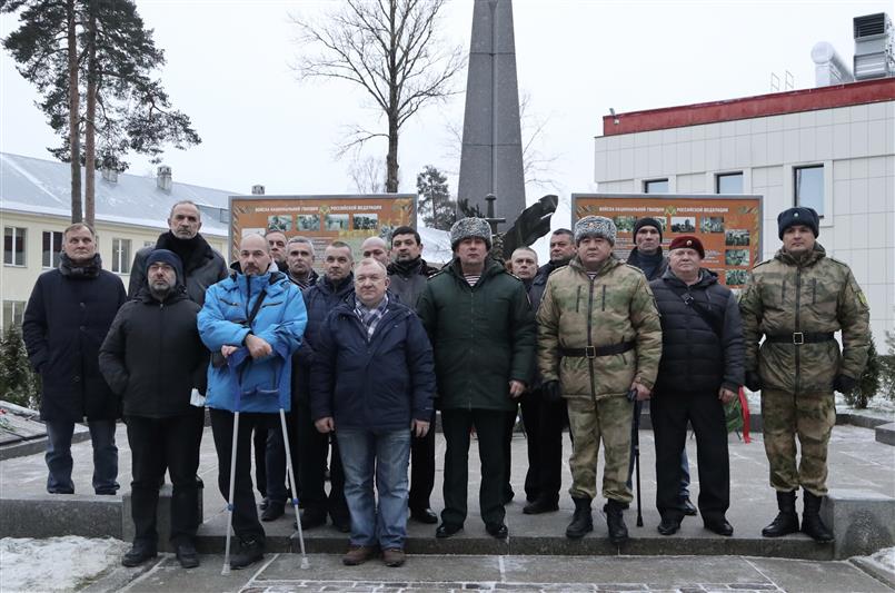 В бригаде оперативного назначения Северо-Западного округа Росгвардии почтили память погибших военнослужащих (видео)