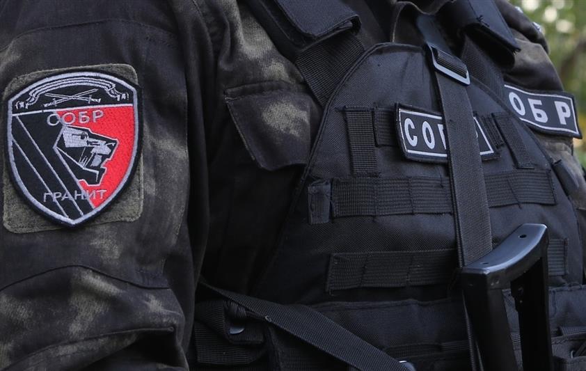 В Санкт-Петербурге при поддержке сотрудников СОБР пресечена деятельность группы лиц, подозреваемых в телефонном мошенничестве