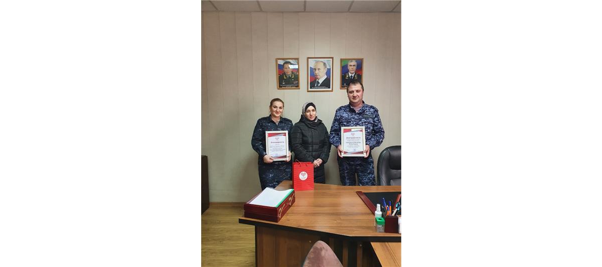 В Дагестане росгвардейцы приняли участие в новогодней благотворительной акции