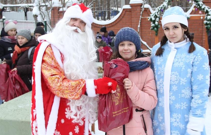 «Спецоперация «Новый год». В Тюмени для кадетов Росгвардии устроили сказочный квест (видео)