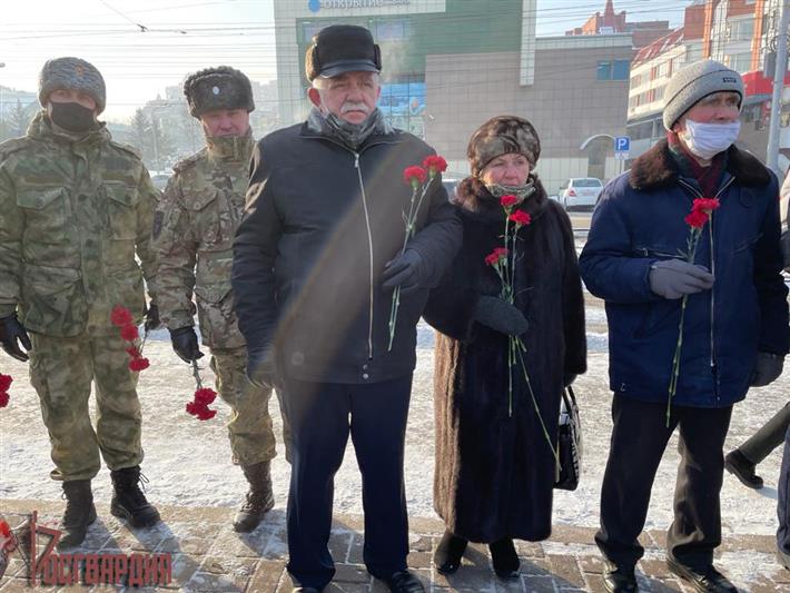 В Иркутской области ветераны, сотрудники и военнослужащие Росгвардии почтили память павших в первой чеченской войне