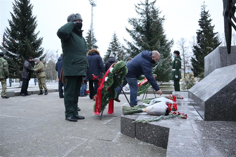 В бригаде оперативного назначения Северо-Западного округа Росгвардии почтили память погибших военнослужащих (видео)